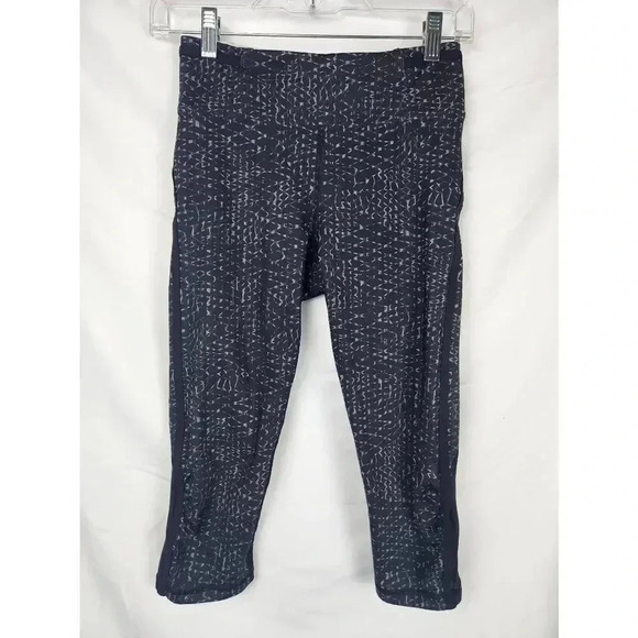 Lululemon Real Quick Crop Leggings Snakeprint Black Gray Size 4. - Picture 1 of 8
